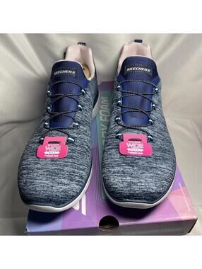 Skechers Women's Memory Foam Sneakers Size 9 WIDE Fit  Navy/Purple NEW in Box